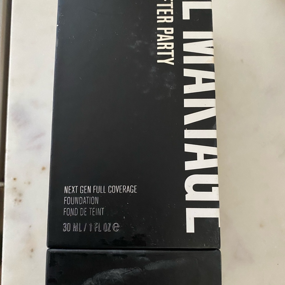Il Makiage After Party Foundation Shade 60